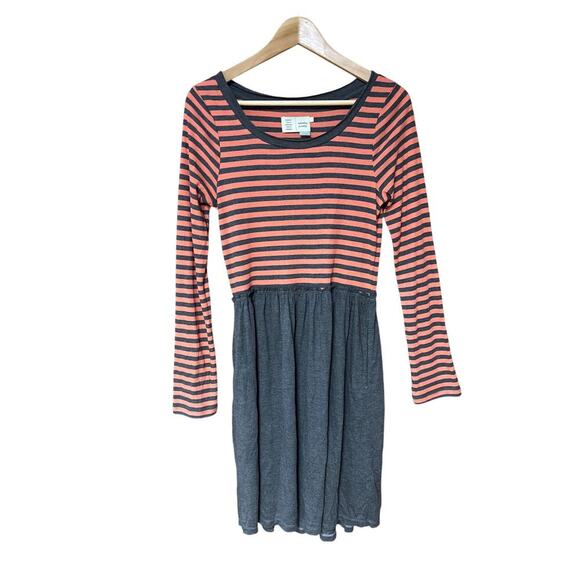 Saturday Sunday Dresses & Skirts - Saturday Sunday Pink and Gray Striped Long Sleeve Midi Dress Solid Gray Skirt M